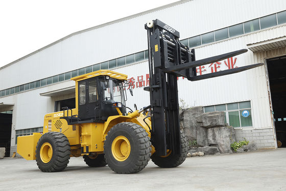 Cztery X Four 15 Tons Terenowy terenowy wózek widłowy
