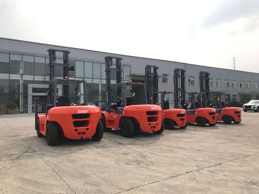 FD70 6m 7-tonowy wózek widłowy z silnikiem wysokoprężnym z pełnym bezpłatnym triplexem