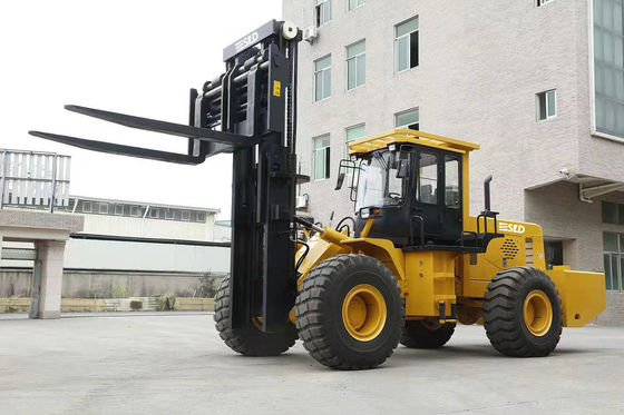 4X4 Napęd na cztery koła 15 ton 20 tonowy wózek widłowy terenowy