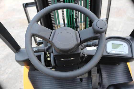Przemysłowy elektryczny wózek widłowy CPD20 z siedzeniem OPS ORS
