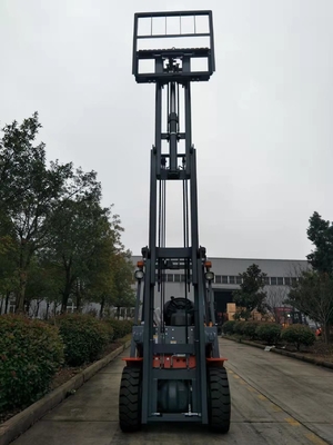 Przekładnia hydrauliczna 4800 mm 3 tonowy wózek widłowy z silnikiem wysokoprężnym z 3-stopniowym pełnym wolnym masztem