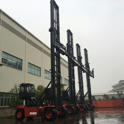 8 ton pustych kontenerów do układania pustych kontenerów 20 Ft 40 stóp na placu kontenerowym